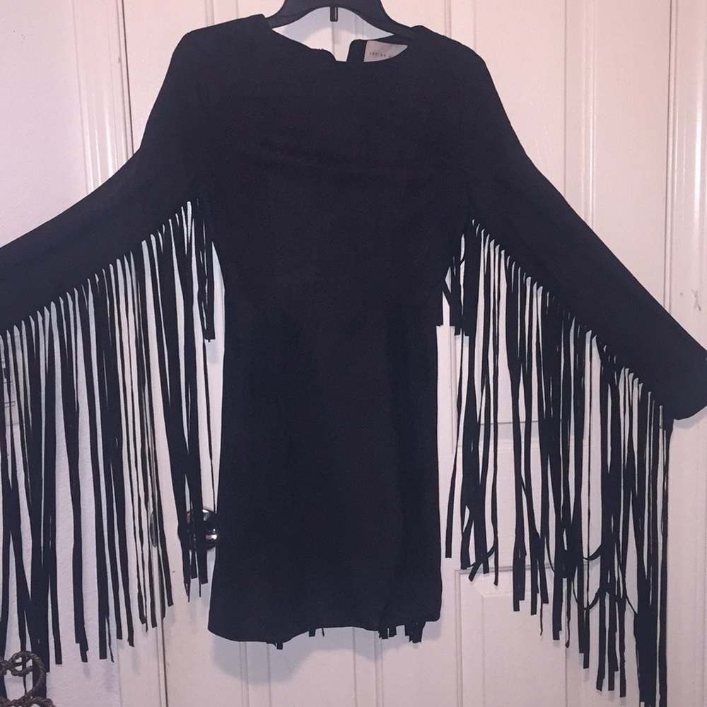 Lavish Alice, Never worn